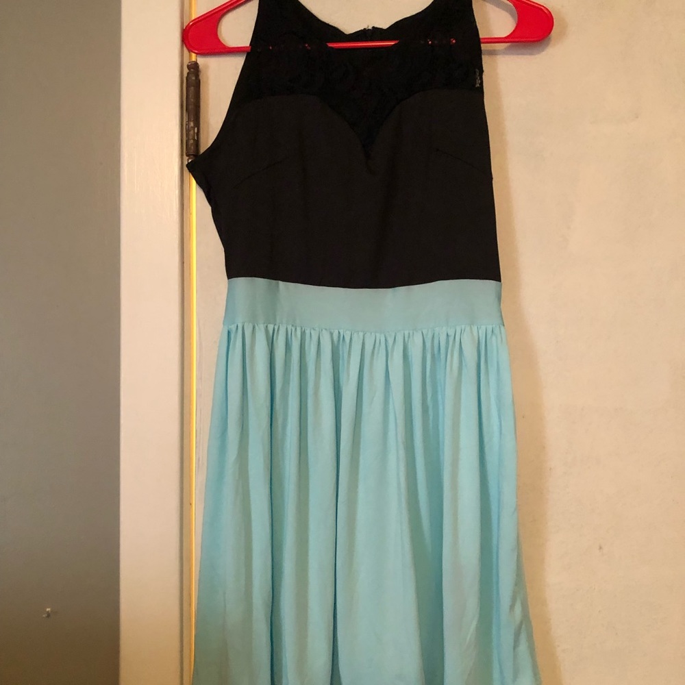 Juniors dresses